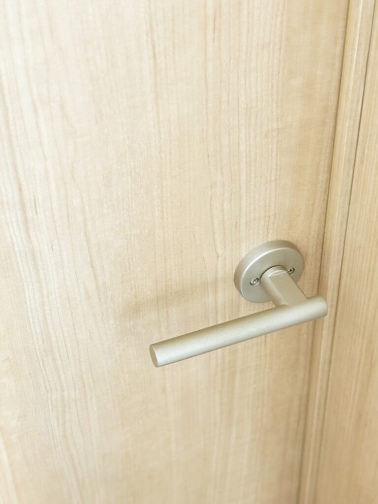 door-knob2_20250813